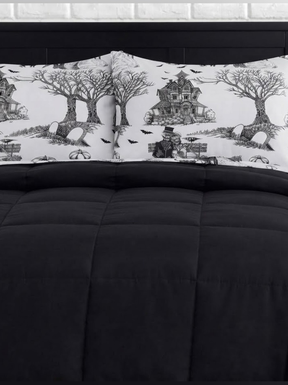 Haunted Halloween KING Sheet Set with 2 King Pillowcases
